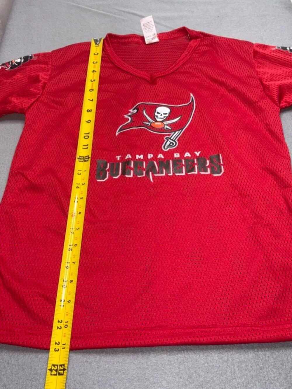 Franklin NFL Tampa Bay Buccaneers NFL Youth Football Jersey Practice Red size M